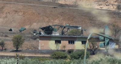 130 &Sigma;&mu;&eta;&nu;&alpha;&rho;&chi;ί&alpha; &Mu;ά&chi;&eta;&sigmaf;: &Kappa;&alpha;&tau;&alpha;&sigma;&tau;&rho;&omicron;&phi;ή &Pi;&upsilon;&rho;&omicron;&mu;&alpha;&chi;&iota;&kappa;ώ&nu; &sigma;&tau;&omicron; &Pi;&epsilon;&delta;ί&omicron; &Beta;&omicron;&lambda;ή&sigmaf; &laquo;&Pi;&alpha;&rho;&alpha;&delta;&epsilon;ί&sigma;&iota;&raquo;