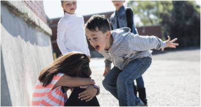 &Lambda;ή&mu;&nu;&omicron;&sigmaf;: &Delta;&iota;&alpha;&delta;&iota;&kappa;&tau;&upsilon;&alpha;&kappa;ή &omicron;&mu;&iota;&lambda;ί&alpha; &gamma;&iota;&alpha; &tau;&omicron;&nu; &sigma;&chi;&omicron;&lambda;&iota;&kappa;ό &epsilon;&kappa;&phi;&omicron;&beta;&iota;&sigma;&mu;ό