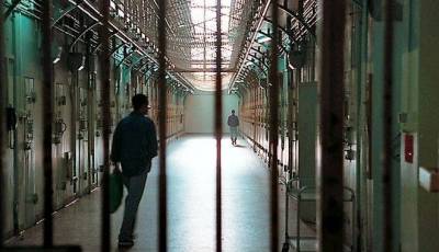 Αδιαχώρητο στις φυλακές - Κρατούνται 12.900 άτομα