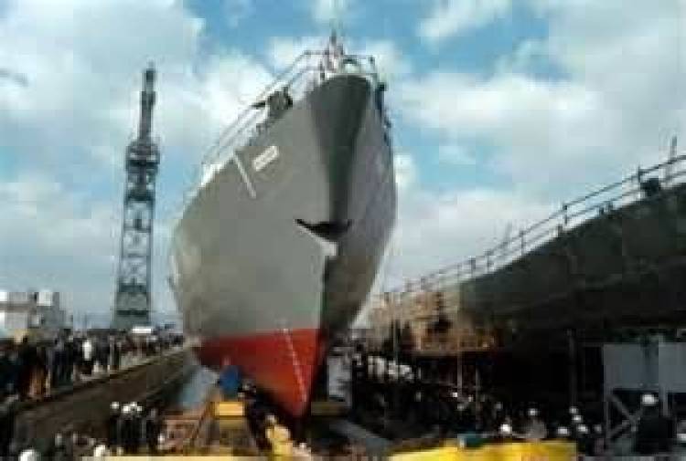 Στο σφυρί δύο υποβρύχια για να σωθούν τα Ναυπηγεία Σκαραμαγκά