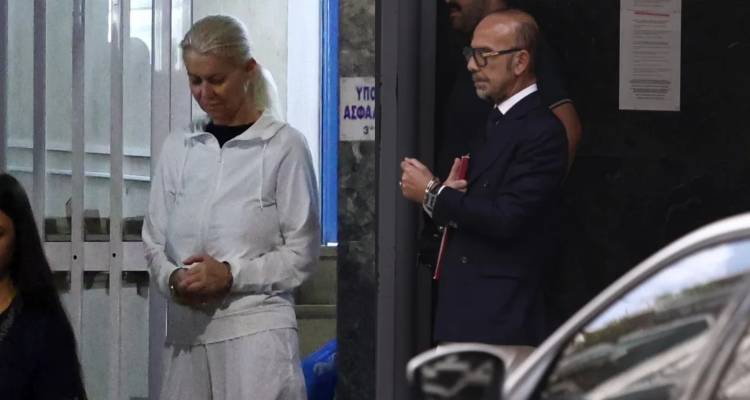 &Sigma;&epsilon; &epsilon;&iota;&delta;&iota;&kappa;ό &chi;ώ&rho;&omicron; &kappa;&alpha;&iota; &chi;&omega;&rho;&iota;&sigma;&tau;ά &sigma;&tau;&iota;&sigmaf; &phi;&upsilon;&lambda;&alpha;&kappa;έ&sigmaf; &Kappa;&omicron;&rho;&upsilon;&delta;&alpha;&lambda;&lambda;&omicron;ύ &omicron;&iota; &delta;ύ&omicron; &gamma;&iota;&alpha;&tau;&rho;&omicron;ί &gamma;&iota;&alpha; &tau;&omicron;&nu; &theta;ά&nu;&alpha;&tau;&omicron; &tau;&omicron;&upsilon; &Gamma;&iota;ώ&rho;&gamma;&omicron;&upsilon; &Mu;&alpha;&zeta;&omega;&nu;ά&kappa;&eta; | &Mu;&epsilon;&tau;&alpha;&phi;έ&rho;&theta;&eta;&kappa;&alpha;&nu; &tau;&alpha; &xi;&eta;&mu;&epsilon;&rho;ώ&mu;&alpha;&tau;&alpha;, &beta;ί&nu;&tau;&epsilon;&omicron;