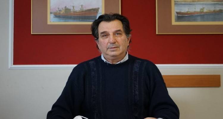 &Sigma;&tau;&eta; &Lambda;ή&mu;&nu;&omicron; &alpha;&pi;ό &alpha;ύ&rho;&iota;&omicron; &omicron; &Nu;ί&kappa;&omicron;&sigmaf; &Nu;ύ&kappa;&tau;&alpha;&sigmaf;
