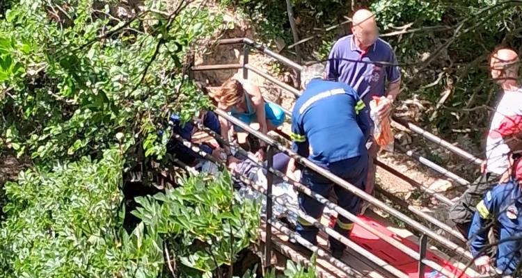 Τραγωδία στην Ηλεία: Νεκρός ο 4χρονος που έπεσε σε χαράδρα μαζί με τον πατέρα του στη Νέδα