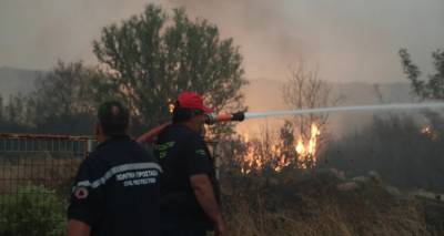 &Mu;&alpha;ί&nu;&epsilon;&tau;&alpha;&iota; &gamma;&iota;&alpha; 14&eta; &eta;&mu;έ&rho;&alpha; &eta; &phi;&omega;&tau;&iota;ά &sigma;&tau;&omicron;&nu; Έ&beta;&rho;&omicron; | &Gamma;ύ&rho;&omega; &alpha;&pi;ό &tau;&omicron; &Sigma;&omicron;&upsilon;&phi;&lambda;ί &omicron;&iota; &phi;&lambda;ό&gamma;&epsilon;&sigmaf;, &sigma;&epsilon; &epsilon;&pi;&iota;&phi;&upsilon;&lambda;&alpha;&kappa;ή &omicron;&iota; &kappa;ά&tau;&omicron;&iota;&kappa;&omicron;&iota;