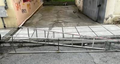 &laquo;&Phi;ύ&tau;&epsilon;&psi;&epsilon;&raquo; &sigma;&kappa;ά&lambda;&alpha; &sigma;&tau;&omicron; &delta;&rho;ό&mu;&omicron; -&Omicron; &alpha;&pi;ί&sigma;&tau;&epsilon;&upsilon;&tau;&omicron;&sigmaf; &tau;&rho;ό&pi;&omicron;&sigmaf; &pi;&omicron;&upsilon; &alpha;&nu;&alpha;&kappa;ά&lambda;&upsilon;&psi;&epsilon; Έ&lambda;&lambda;&eta;&nu;&alpha;&sigmaf; &gamma;&iota;&alpha; &nu;&alpha; &mu;&eta;&nu; &tau;&omicron;&upsilon; &kappa;&lambda;&epsilon;ί&nu;&omicron;&upsilon;&nu; &tau;&omicron; &gamma;&kappa;&alpha;&rho;ά&zeta;