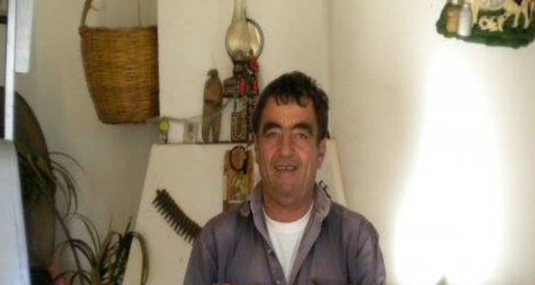 &Phi;&omega;&tau;&omicron;&gamma;&rho;&alpha;&phi;ί&alpha;: &Sigma;&tau;&alpha;ύ&rho;&omicron;&sigmaf; &Tau;&rho;&alpha;&gamma;ά&rho;&alpha;&sigmaf;