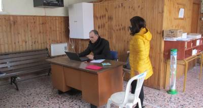 &Omicron; &Theta;&omega;&mu;ά&sigmaf; &Lambda;&omicron;ύ&kappa;&alpha;&sigmaf; &sigma;&tau;&omicron; &pi;&lambda;&epsilon;&upsilon;&rho;ό &tau;&omega;&nu; &kappa;&alpha;&tau;&omicron;ί&kappa;&omega;&nu; &Kappa;&alpha;&rho;&pi;&alpha;&sigma;ί&omicron;&upsilon; | &Sigma;&upsilon;&nu;&tau;&alpha;&gamma;&omicron;&gamma;&rho;ά&phi;&eta;&sigma;&epsilon; &delta;&omega;&rho;&epsilon;ά&nu; &epsilon;&lambda;&lambda;&epsilon;ί&psi;&epsilon;&iota; &alpha;&gamma;&rho;&omicron;&tau;&iota;&kappa;&omicron;ύ &iota;&alpha;&tau;&rho;&omicron;ύ