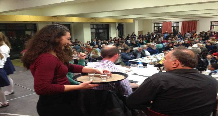 &Kappa;&alpha;&iota; &eta; &rho;&alpha;&kappa;ή έ&rho;&epsilon;&epsilon; ά&phi;&theta;&omicron;&nu;&eta; &sigma;&tau;&eta;v 7&eta; &gamma;&iota;&omicron;&rho;&tau;ή &tau;&omicron;&upsilon; &Mu;&omicron;ύ&delta;&rho;&omicron;&upsilon; (photos)