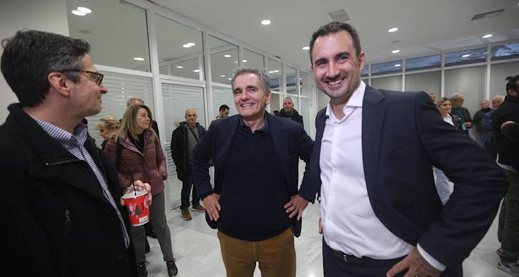 &laquo;&Nu;έ&alpha; &Alpha;&rho;&iota;&sigma;&tau;&epsilon;&rho;ά&raquo; &tau;&omicron; ό&nu;&omicron;&mu;&alpha; &tau;&omicron;&upsilon; &kappa;ό&mu;&mu;&alpha;&tau;&omicron;&sigmaf; &tau;&omega;&nu; &laquo;11&raquo; &pi;&omicron;&upsilon; &alpha;&pi;&omicron;&chi;ώ&rho;&eta;&sigma;&alpha;&nu; &alpha;&pi;&rsquo; &tau;&omicron;&nu; &Sigma;&Upsilon;&Rho;&Iota;&Zeta;&Alpha;