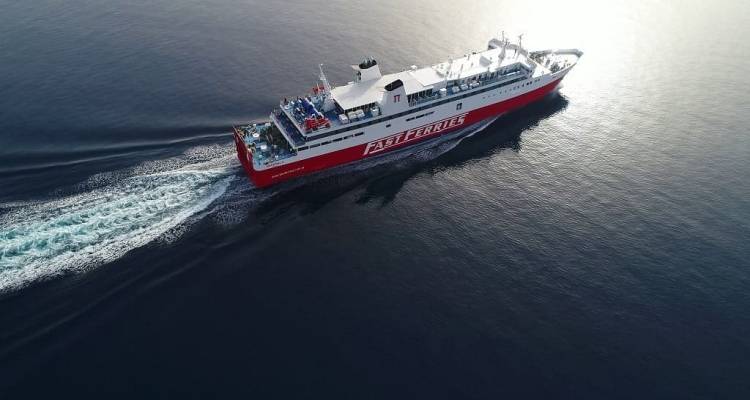 Έ&kappa;&tau;&alpha;&kappa;&tau;&alpha; &delta;&rho;&omicron;&mu;&omicron;&lambda;ό&gamma;&iota;&alpha; &tau;&eta;&sigmaf; FAST FERRIES: &Alpha;&pi;ό &Rho;&alpha;&phi;ή&nu;&alpha; &kappa;&alpha;&iota; &Pi;&epsilon;&iota;&rho;&alpha;&iota;ά &sigma;&tau;&eta; &Lambda;ή&mu;&nu;&omicron; &kappa;&alpha;&iota; &tau;&omicron; &Beta;ό&rho;&epsilon;&iota;&omicron; &Alpha;&iota;&gamma;&alpha;ί&omicron;
