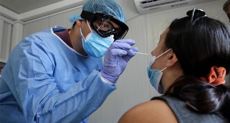 &Kappa;&omicron;&rho;&omega;&nu;&omicron;ϊό&sigmaf;: &Sigma;&tau;&alpha; 310 &tau;&alpha; &nu;έ&alpha; &kappa;&rho;&omicron;ύ&sigma;&mu;&alpha;&tau;&alpha; | Έ&phi;&tau;&alpha;&sigma;&alpha;&nu; &tau;&omicron;&upsilon;&sigmaf; 67 &omicron;&iota; &delta;&iota;&alpha;&sigma;&omega;&lambda;&eta;&nu;&omega;&mu;έ&nu;&omicron;&iota;