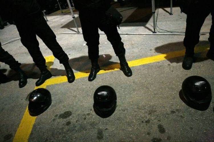 Έ&nu;&alpha;&sigmaf; &nu;&epsilon;&kappa;&rho;ό&sigmaf; &alpha;&kappa;ό&mu;&alpha;...