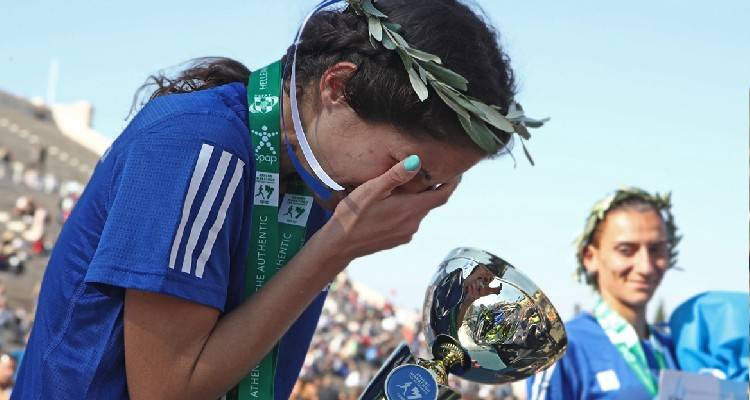 Βασιλική Κωνσταντινοπούλου: Η νικήτρια του Μαραθωνίου είχε διαγνωστεί πριν δύο χρόνια με μυελοειδές καρκίνωμα