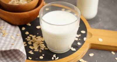 Διατροφολόγος εξηγεί γιατί δεν πίνει ποτέ γάλα βρώμης: «Δεν είναι υγιεινό», σόκαρε τους φαν της