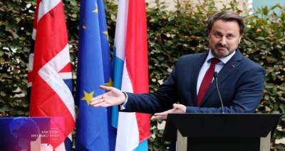 Brexit: &Delta;&iota;&alpha;&delta;&eta;&lambda;&omega;&tau;έ&sigmaf; &alpha;&pi;&omicron;&delta;&omicron;&kappa;&iota;&mu;ά&zeta;&omicron;&upsilon;&nu; &tau;&omicron;&nu; &Mu;&pi;ό&rho;&iota;&sigmaf; &Tau;&zeta;ό&nu;&sigma;&omicron;&nu; &sigma;&tau;&omicron; &Lambda;&omicron;&upsilon;&xi;&epsilon;&mu;&beta;&omicron;ύ&rho;&gamma;&omicron;