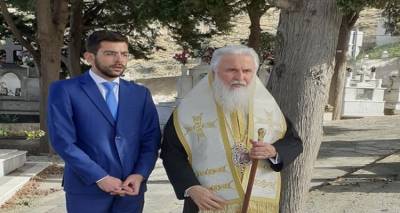 &Omicron; &Pi;&lambda;&alpha;&tau;ύ&sigmaf; &tau;ί&mu;&eta;&sigma;&epsilon; &tau;&eta; &mu;&nu;ή&mu;&eta; &pi;. &Iota;&omicron;&rho;&delta;ά&nu;&eta; &Sigma;&kappa;&omicron;&pi;&epsilon;&lambda;ί&tau;&eta;