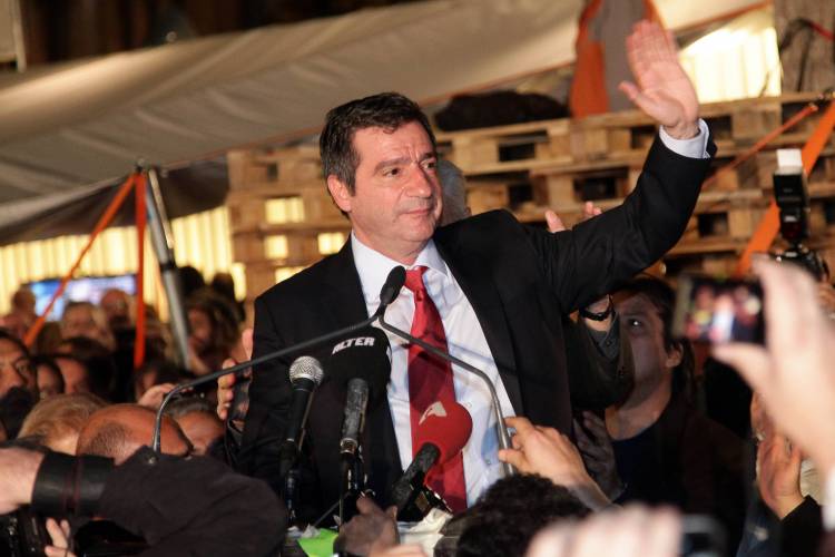 Γ. Καμίνης: Μήνυση κατά βουλευτή της Χρυσής Αυγής