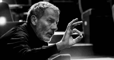 &Eta; &Delta;&eta;&mu;&omicron;&tau;&iota;&kappa;ή &Chi;&omicron;&rho;&omega;&delta;ί&alpha; &Lambda;ή&mu;&nu;&omicron;&upsilon; &amp; &eta; &Omicron;&rho;&chi;ή&sigma;&tau;&rho;&alpha; &Pi;&omicron;&iota;&kappa;ί&lambda;&eta;&sigmaf; &Mu;&omicron;&upsilon;&sigma;&iota;&kappa;ή&sigmaf;, &tau;&iota;&mu;&omicron;ύ&nu; &tau;&omicron;&nu; &Sigma;&tau;&alpha;ύ&rho;&omicron; &Xi;&alpha;&rho;&chi;ά&kappa;&omicron; |&Sigma;&upsilon;&nu;&alpha;&upsilon;&lambda;ί&alpha; &sigma;&tau;&omicron; &Gamma;&upsilon;&mu;&nu;ά&sigma;&iota;&omicron; &Mu;ύ&rho;&iota;&nu;&alpha;&sigmaf;