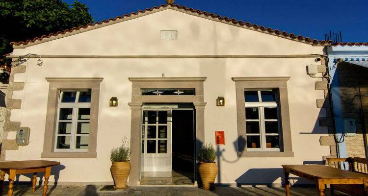 Όλα έτοιμα για την Εικαστική Έκθεση του ΛτΕ Λήμνου στον πολυχώρο «Αποθήκη»