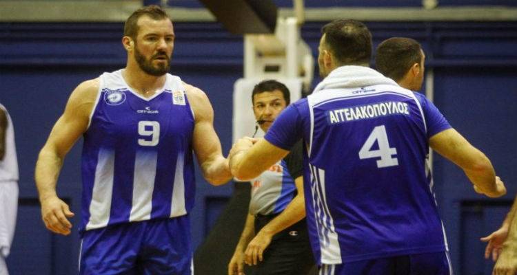 &Kappa;&lambda;&epsilon;ί&nu;&epsilon;&iota; &sigma;&tau;&omicron;&nu; Ή&phi;&alpha;&iota;&sigma;&tau;&omicron; &omicron; &Chi;&alpha;&rho;&iota;&tau;ό&pi;&omicron;&upsilon;&lambda;&omicron;&sigmaf;