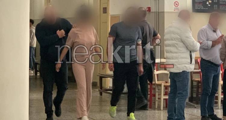 &Kappa;&rho;ή&tau;&eta;: &Delta;&epsilon;&nu; έ&pi;&epsilon;&iota;&sigma;&epsilon; &tau;&omicron; &laquo;&sigma;&alpha;&tau;&alpha;&nu;&iota;&kappa;ό&raquo; &zeta;&epsilon;&upsilon;&gamma;ά&rho;&iota; &pi;&omicron;&upsilon; &kappa;&rho;&alpha;&tau;&omicron;ύ&sigma;&epsilon; &kappa;&lambda;&epsilon;&iota;&delta;&omega;&mu;έ&nu;&eta; &kappa;&alpha;&iota; &chi;&tau;&upsilon;&pi;&omicron;ύ&sigma;&epsilon; &mu;ί&alpha; 25&chi;&rho;&omicron;&nu;&eta; -&Omicron;&delta;&eta;&gamma;ή&theta;&eta;&kappa;&alpha;&nu; &sigma;&tau;&eta; &phi;&upsilon;&lambda;&alpha;&kappa;ή