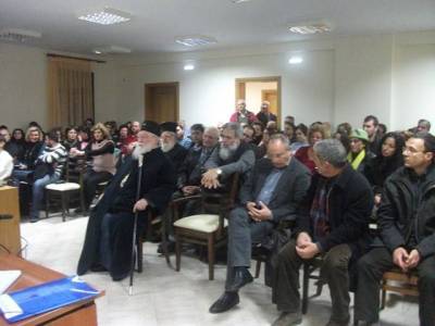 Ο Μητροπολίτης Αιτωλοακαρνανίας «αφορίζει» Facebook και Twitter!