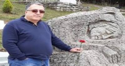 &Kappa;ώ&sigma;&tau;&alpha;&sigmaf; &Sigma;&omicron;&phi;&iota;&alpha;&nu;ό&pi;&omicron;&upsilon;&lambda;&omicron;&sigmaf;: &laquo;&Sigma;&upsilon;&mu;&pi;ό&rho;&epsilon;&upsilon;&sigma;&eta; &mu;&epsilon; &tau;&omicron; &Kappa;&Kappa;&Epsilon; &epsilon;&nu; ό&psi;&epsilon;&iota; &tau;&omega;&nu; &mu;&epsilon;&gamma;ά&lambda;&omega;&nu; &alpha;&gamma;ώ&nu;&omega;&nu; &gamma;&iota;&alpha; &tau;&eta;&nu; &upsilon;&pi;&epsilon;&rho;ά&sigma;&pi;&iota;&sigma;&eta; &tau;&omicron;&upsilon; &lambda;&alpha;&omicron;ύ&raquo;