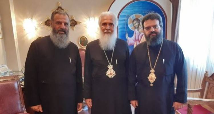 &Omicron; &Lambda;ή&mu;&nu;&omicron;&upsilon; &Iota;&epsilon;&rho;ό&theta;&epsilon;&omicron;&sigmaf; &sigma;&tau;&eta;&nu; &Iota;&epsilon;&rho;ά &Mu;&eta;&tau;&rho;ό&pi;&omicron;&lambda;&eta; &Mu;&alpha;&rho;&omega;&nu;&epsilon;ί&alpha;&sigmaf; &kappa;&alpha;&iota; &Kappa;&omicron;&mu;&omicron;&tau;&eta;&nu;ή&sigmaf;