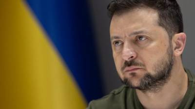 Ο Ζελένσκι δηλώνει πρόθυμος να εγκαταλείψει την προεδρία, αν αυτό φέρει την ειρήνη στην Ουκρανία