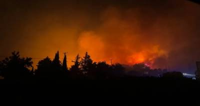 Πύρινη κόλαση στην Κύπρο -Δύο νεκροί στη Λεμεσό, κάηκαν σπίτια -Συνεχείς εκκενώσεις [εικόνες &amp; βίντεο]