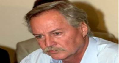 Έ&phi;&upsilon;&gamma;&epsilon; &alpha;&pi;ό &tau;&eta; &zeta;&omega;ή &omicron; &Kappa;ώ&sigma;&tau;&alpha;&sigmaf; &Iota;. &Lambda;&iota;ά&sigma;&kappa;&alpha;&sigmaf; | &Alpha;&nu;&tau;ί &sigma;&tau;&epsilon;&phi;ά&nu;&omega;&nu; &epsilon;&nu;ί&sigma;&chi;&upsilon;&sigma;&eta; &sigma;&tau;&omicron; &laquo;&Chi;&alpha;&mu;ό&gamma;&epsilon;&lambda;&omicron; &tau;&omicron;&upsilon; &Pi;&alpha;&iota;&delta;&iota;&omicron;ύ&raquo;