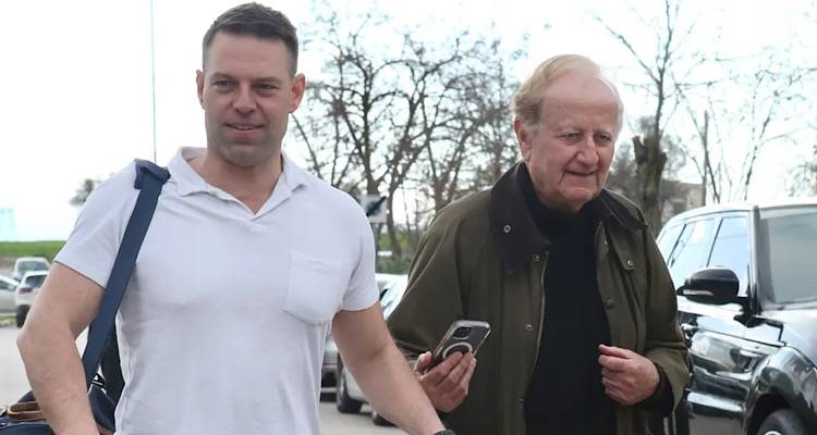 &Alpha;&gamma;&gamma;&alpha;&rho;&epsilon;ί&epsilon;&sigmaf;, &pi;&alpha;&rho;έ&lambda;&alpha;&sigma;&eta; &kappa;&alpha;&iota; &mu;&alpha;&gamma;&epsilon;&iota;&rho;&epsilon;ί&omicron; &gamma;&iota;&alpha; &tau;&omicron;&nu; &nu;&epsilon;&omicron;&sigma;ύ&lambda;&lambda;&epsilon;&kappa;&tau;&omicron; &Kappa;&alpha;&sigma;&sigma;&epsilon;&lambda;ά&kappa;&eta; | &Sigma;&tau;&iota;&sigmaf; 29 &Mu;&alpha;&rho;&tau;ί&omicron;&upsilon; &eta; &omicron;&rho;&kappa;&omega;&mu;&omicron;&sigma;ί&alpha;