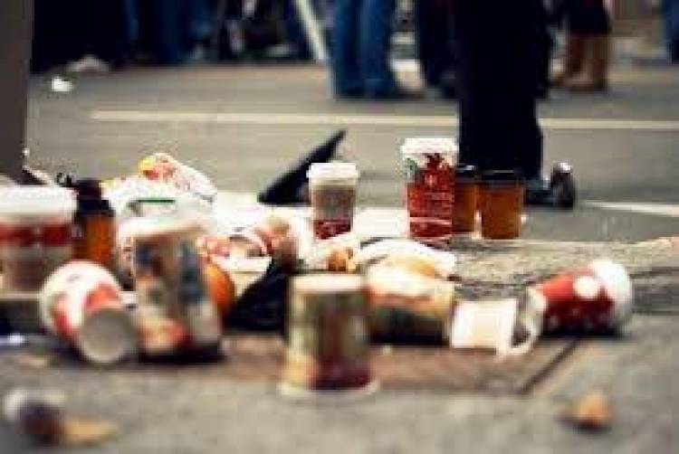 «Συριζαυγίτες»: Τραμπούκοι με άλλοθι