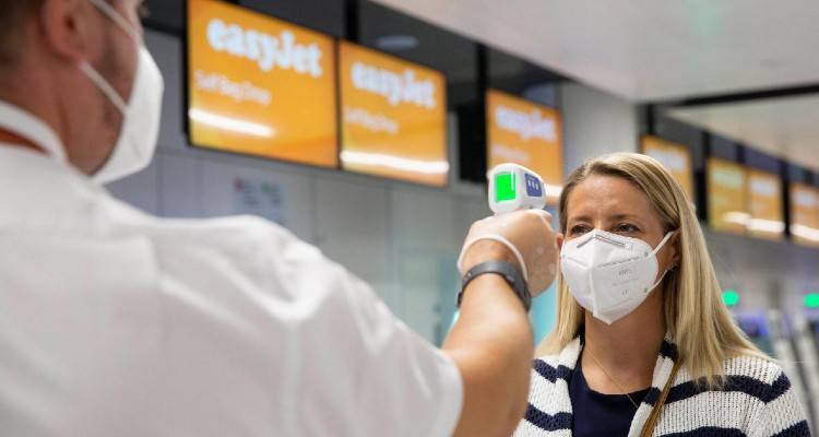 Κορονοϊός – Βρετανία :  Μη εφαρμόσιμη η καραντίνα των 14 ημερών στις αφίξεις από το εξωτερικό