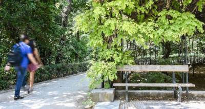 &Epsilon;&pi;ί&delta;&omicron;&mu;&alpha; &alpha;&kappa;&rho;ί&beta;&epsilon;&iota;&alpha;&sigmaf;: &Sigma;&tau;&eta; &Beta;&omicron;&upsilon;&lambda;ή &eta; &tau;&rho;&omicron;&pi;&omicron;&lambda;&omicron;&gamma;ί&alpha; &gamma;&iota;&alpha; &tau;&eta;&nu; &epsilon;&nu;ί&sigma;&chi;&upsilon;&sigma;&eta; &tau;&omega;&nu; 200 &epsilon;&upsilon;&rho;ώ, &Mu;. &Tau;&rho;ί&tau;&eta; &omicron;&iota; &pi;&lambda;&eta;&rho;&omega;&mu;έ&sigmaf; | &Omicron;&iota; &delta;&iota;&kappa;&alpha;&iota;&omicron;ύ&chi;&omicron;&iota;