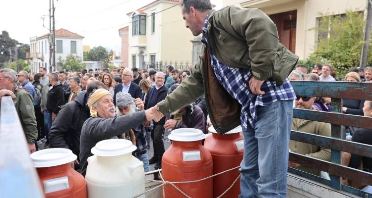 &Kappa;&lambda;&epsilon;&iota;&sigma;&tau;ά &kappa;&alpha;&tau;&alpha;&sigma;&tau;ή&mu;&alpha;&tau;&alpha; &sigma;&tau;&eta; &Lambda;έ&sigma;&beta;&omicron; &lambda;ό&gamma;&omega; &tau;&omicron;&upsilon; &mu;&pi;&lambda;ό&kappa;&omicron;&upsilon; &tau;&omega;&nu; &kappa;&tau;&eta;&nu;&omicron;&tau;&rho;ό&phi;&omega;&nu; &sigma;&tau;&omicron; &lambda;&iota;&mu;ά&nu;&iota; - &Epsilon;&pi;&rsquo; &alpha;ό&rho;&iota;&sigma;&tau;&omicron;&nu; &alpha;&pi;&omicron;&kappa;&lambda;&epsilon;&iota;&sigma;&mu;ό&sigmaf; &tau;&omicron;&upsilon; &chi;&omega;&rho;&iota;&omicron;ύ &Mu;&epsilon;&sigma;ό&tau;&omicron;&pi;&omicron;&sigmaf;