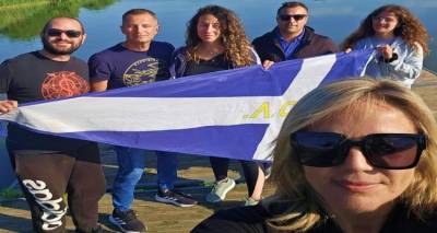 &Epsilon;&phi;&tau;ά &kappa;&omega;&pi;&eta;&lambda;ά&tau;&epsilon;&sigmaf; &tau;&omicron;&upsilon; &Nu;.&Omicron;.&Lambda;ή&mu;&nu;&omicron;&upsilon; &sigma;&tau;&omicron; &kappa;&omega;&pi;&eta;&lambda;&alpha;&tau;&omicron;&delta;&rho;ό&mu;&iota;&omicron; &tau;&omega;&nu; &Sigma;&epsilon;&rho;&rho;ώ&nu; &gamma;&iota;&alpha; &alpha;&gamma;ώ&nu;&epsilon;&sigmaf; &kappa;&omega;&pi;&eta;&lambda;ά&sigma;&iota;&alpha;&sigmaf;.