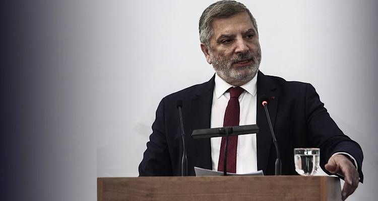 &Alpha;&pi;&omicron;&sigma;ύ&rho;&epsilon;&tau;&alpha;&iota; &omicron; &Pi;&alpha;&tau;&omicron;ύ&lambda;&eta;&sigmaf;