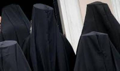 «Ίερό» πάρτι με 5 εκατ. ευρώ αδήλωτες καταθέσεις για μητροπολίτες