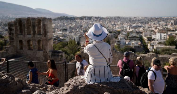 &Kappa;&omicron;&rho;&omega;&nu;&omicron;ϊό&sigmaf;: &Pi;&rho;&omicron;&beta;&lambda;&eta;&mu;&alpha;&tau;&iota;&sigma;&mu;ό&sigmaf; &sigma;&tau;&eta;&nu; &tau;&omicron;&upsilon;&rho;&iota;&sigma;&tau;&iota;&kappa;ή &beta;&iota;&omicron;&mu;&eta;&chi;&alpha;&nu;ί&alpha; | &Tau;&omicron; &Pi;ά&sigma;&chi;&alpha; &tau;&omicron; &tau;&epsilon;&sigma;&tau; &gamma;&iota;&alpha; &tau;&eta;&nu; &Epsilon;&lambda;&lambda;ά&delta;&alpha;