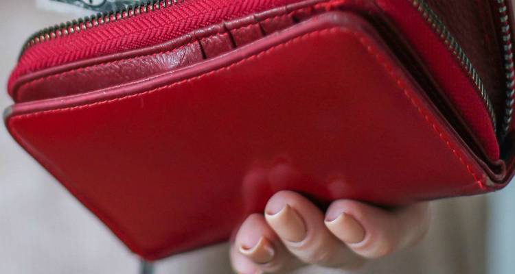 &Chi;ά&theta;&eta;&kappa;&epsilon; &gamma;&upsilon;&nu;&alpha;&iota;&kappa;&epsilon;ί&omicron; &pi;&omicron;&rho;&tau;&omicron;&phi;ό&lambda;&iota; &sigma;&tau;&omicron;&nu; &Kappa;&omicron;&nu;&tau;&iota;ά | &Delta;ί&nu;&epsilon;&tau;&alpha;&iota; &alpha;&mu;&omicron;&iota;&beta;ή