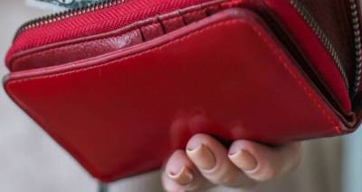 &Chi;ά&theta;&eta;&kappa;&epsilon; &gamma;&upsilon;&nu;&alpha;&iota;&kappa;&epsilon;ί&omicron; &pi;&omicron;&rho;&tau;&omicron;&phi;ό&lambda;&iota; &sigma;&tau;&omicron;&nu; &Kappa;&omicron;&nu;&tau;&iota;ά | &Delta;ί&nu;&epsilon;&tau;&alpha;&iota; &alpha;&mu;&omicron;&iota;&beta;ή