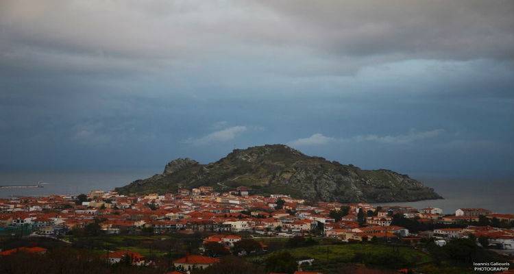 Καταιγίδες για τις επόμενες 4 ώρες στη Λήμνο
