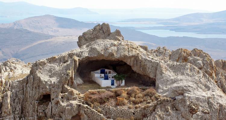 &Sigma;&epsilon; &epsilon;&lambda;&lambda;&eta;&nu;&iota;&kappa;ό &nu;&eta;&sigma;ί &beta;&rho;ί&sigma;&kappa;&epsilon;&tau;&alpha;&iota; &eta; &pi;&iota;&omicron; &pi;&epsilon;&rho;ί&epsilon;&rho;&gamma;&eta; &epsilon;&kappa;&kappa;&lambda;&eta;&sigma;ί&alpha; &tau;&omicron;&upsilon; &kappa;ό&sigma;&mu;&omicron;&upsilon;! (photos)