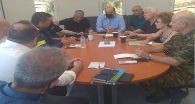 &Pi;&rho;&omicron;&tau;ά&sigma;&epsilon;&iota;&sigmaf; &tau;&eta;&sigmaf; &Alpha;&nu;&tau;&iota;&pi;&epsilon;&rho;&iota;&phi;έ&rho;&epsilon;&iota;&alpha;&sigmaf; &Omicron;&iota;&kappa;&omicron;&nu;&omicron;&mu;&iota;&kappa;ώ&nu; &kappa;&alpha;&iota; &Pi;&omicron;&lambda;&iota;&tau;&iota;&sigma;&mu;&omicron;ύ &Beta;.&Alpha;. &gamma;&iota;&alpha; &tau;&eta;&nu; &kappa;&alpha;&tau;&alpha;&sigma;&tau;&rho;&omicron;&phi;&iota;&kappa;ή &phi;&omega;&tau;&iota;ά &sigma;&tau;&eta;&nu; &Lambda;έ&sigma;&beta;&omicron;