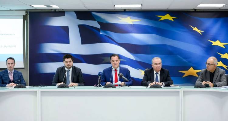 &Mu;&epsilon;&gamma;ά&lambda;&omega;&sigma;&epsilon; &tau;&omicron; &kappa;&alpha;&lambda;ά&theta;&iota; &tau;&omicron;&upsilon; &nu;&omicron;&iota;&kappa;&omicron;&kappa;&upsilon;&rho;&iota;&omicron;ύ: &Tau;&alpha; 60 &pi;&rho;&omicron;ϊό&nu;&tau;&alpha; &sigma;&tau;&eta; &lambda;ί&sigma;&tau;&alpha;, &tau;&alpha; 10 &nu;&epsilon;&omicron;&epsilon;&iota;&sigma;&epsilon;&rho;&chi;ό&mu;&epsilon;&nu;&alpha; &kappa;&alpha;&iota; &tau;&omicron; &kappa;&alpha;&lambda;ά&theta;&iota; &tau;&eta;&sigmaf; &Sigma;&alpha;&rho;&alpha;&kappa;&omicron;&sigma;&tau;ή&sigmaf;
