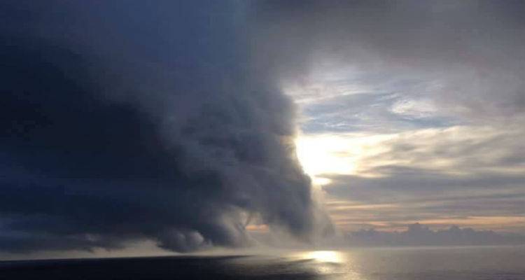 &Epsilon;&nu;&tau;&upsilon;&pi;&omega;&sigma;&iota;&alpha;&kappa;&omicron;ί &nu;&epsilon;&phi;&iota;&kappa;&omicron;ί &sigma;&chi;&eta;&mu;&alpha;&tau;&iota;&sigma;&mu;&omicron;ί &sigma;&tau;&eta; &Lambda;ή&mu;&nu;&omicron; (photos)