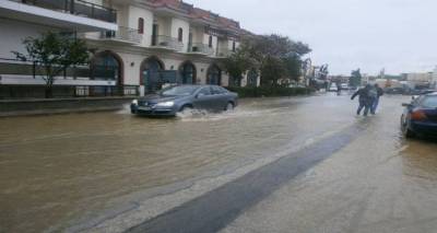 Έ&kappa;&tau;&alpha;&kappa;&tau;&eta; &omicron;&iota;&kappa;&omicron;&nu;&omicron;&mu;&iota;&kappa;ή &beta;&omicron;ή&theta;&epsilon;&iota;&alpha; &zeta;&eta;&tau;ά&epsilon;&iota; &omicron; &Delta;ή&mu;&omicron;&sigmaf; &Lambda;ή&mu;&nu;&omicron;&upsilon; &gamma;&iota;&alpha; &tau;&alpha; &pi;&rho;&omicron;&beta;&lambda;ή&mu;&alpha;&tau;&alpha; &pi;&omicron;&upsilon; &delta;&eta;&mu;&iota;&omicron;ύ&rho;&gamma;&eta;&sigma;&epsilon; &eta; &theta;&epsilon;&omicron;&mu;&eta;&nu;ί&alpha; (photos)