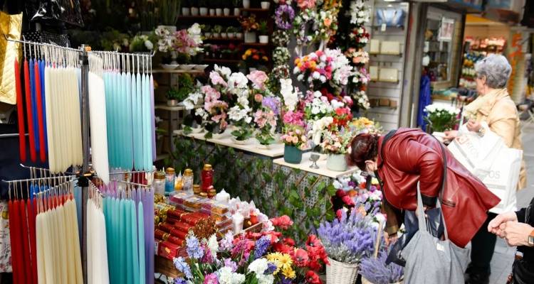 &Kappa;&alpha;&lambda;ά&theta;&iota; &tau;&omicron;&upsilon; &Pi;ά&sigma;&chi;&alpha;-&Sigma;&kappa;&rho;έ&kappa;&alpha;&sigmaf;: &Sigma;&tau;&iota;&sigmaf; 24 &Alpha;&pi;&rho;&iota;&lambda;ί&omicron;&upsilon; &alpha;&nu;&alpha;&mu;έ&nu;&epsilon;&tau;&alpha;&iota; &nu;&alpha; &alpha;&nu;&alpha;&kappa;&omicron;&iota;&nu;&omega;&theta;&epsilon;ί | &Pi;&omicron;&iota;&alpha; &pi;&rho;&omicron;ϊό&nu;&tau;&alpha; &theta;&alpha; &epsilon;ί&nu;&alpha;&iota; &mu;έ&sigma;&alpha;