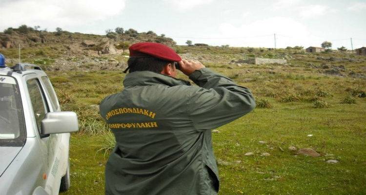 &Kappa;&rho;&omicron;ύ&sigma;&mu;&alpha; &lambda;&alpha;&theta;&rho;&omicron;&theta;&eta;&rho;ί&alpha;&sigmaf; &sigma;&tau;&eta; &Lambda;ή&mu;&nu;&omicron;